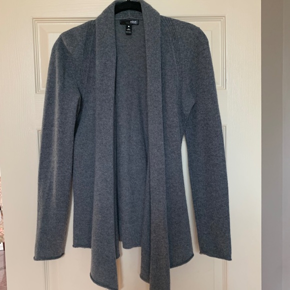Aqua Cashmere Gray Cardigan Sweater sz S - Picture 1 of 4